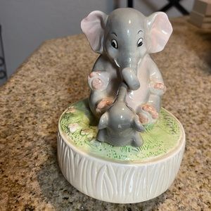 Vintage 1970’s porcelain Elephant Mom and baby elephant music box.